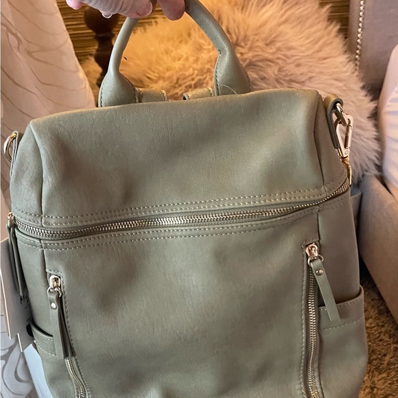 Elegant Brand new- Green Backpack with Spacious Interior - Picture 8 of 13